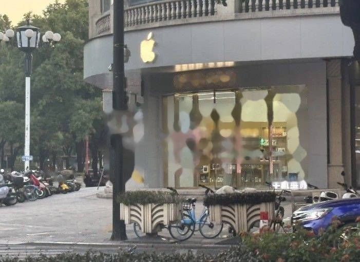 CHANG畅航佛山岭南站Nova店